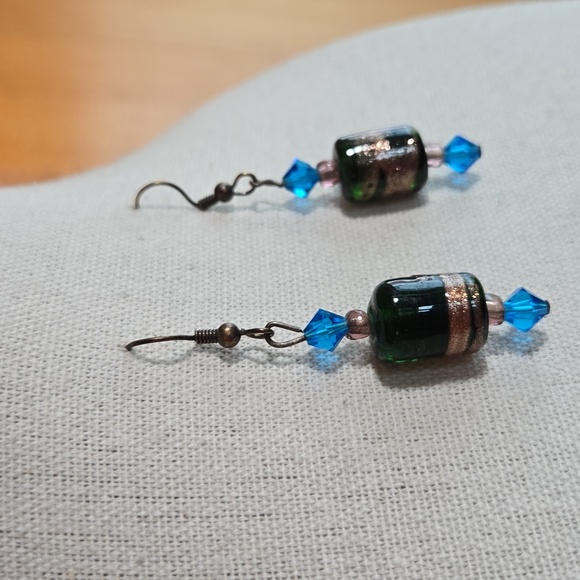 GREEN GOLD & BLUE HANDMADE ART GLASS EARRINGS ON COPPER WIRES - Picture 2 of 3